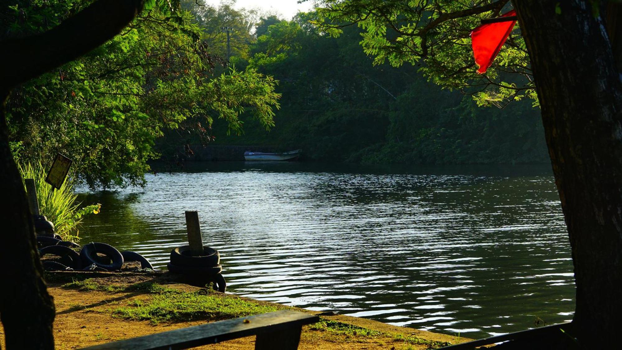 Lake Island Home Stay ดัมบูลลา ภายนอก รูปภาพ